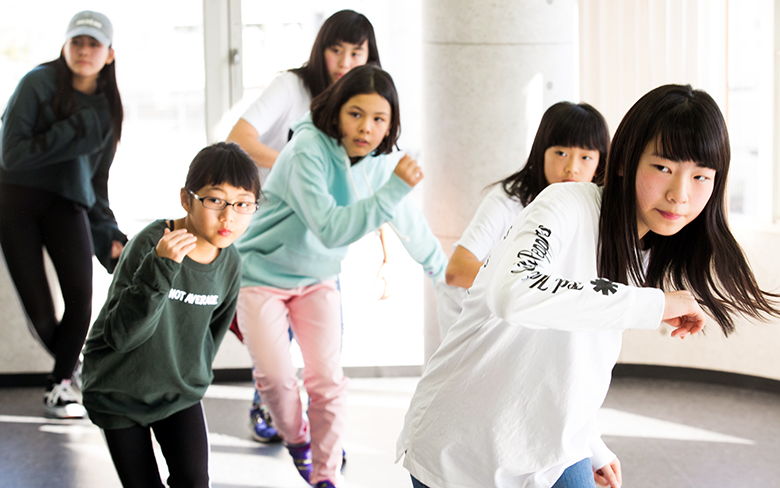 スタジオスターは所属クラス＆セレクトクラスのハイブリットメソッド。